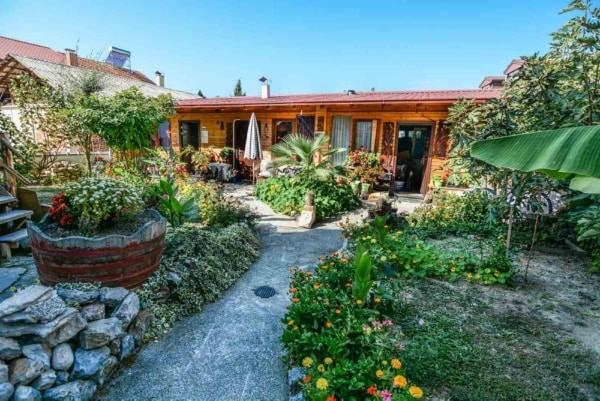 Backyard Apartment Охрид Екстериор снимка